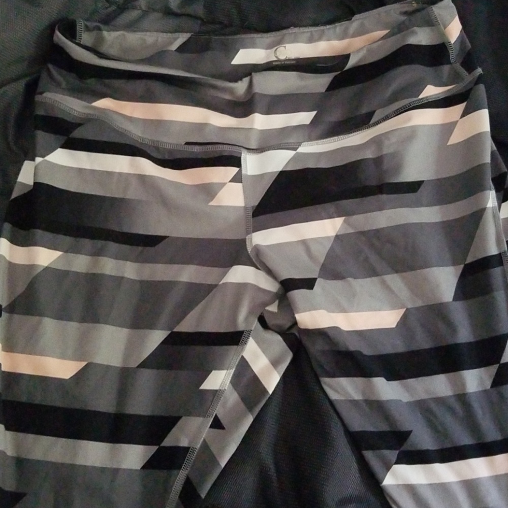 Workout capris